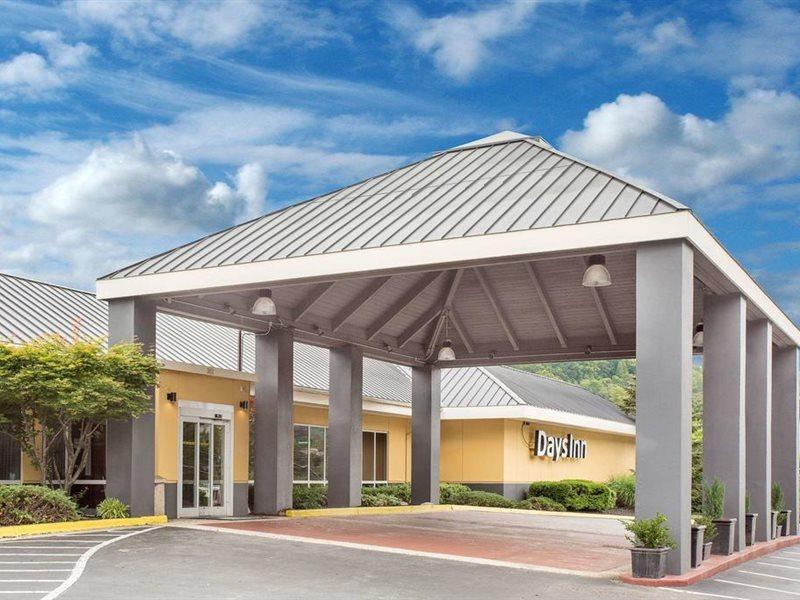 Days Inn By Wyndham Asheville/Mall Dış mekan fotoğraf